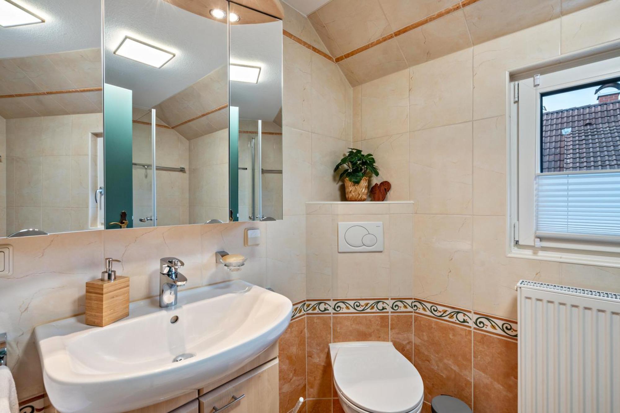 Goldener Hirsch Apartment ลาร์ ภายนอก รูปภาพ