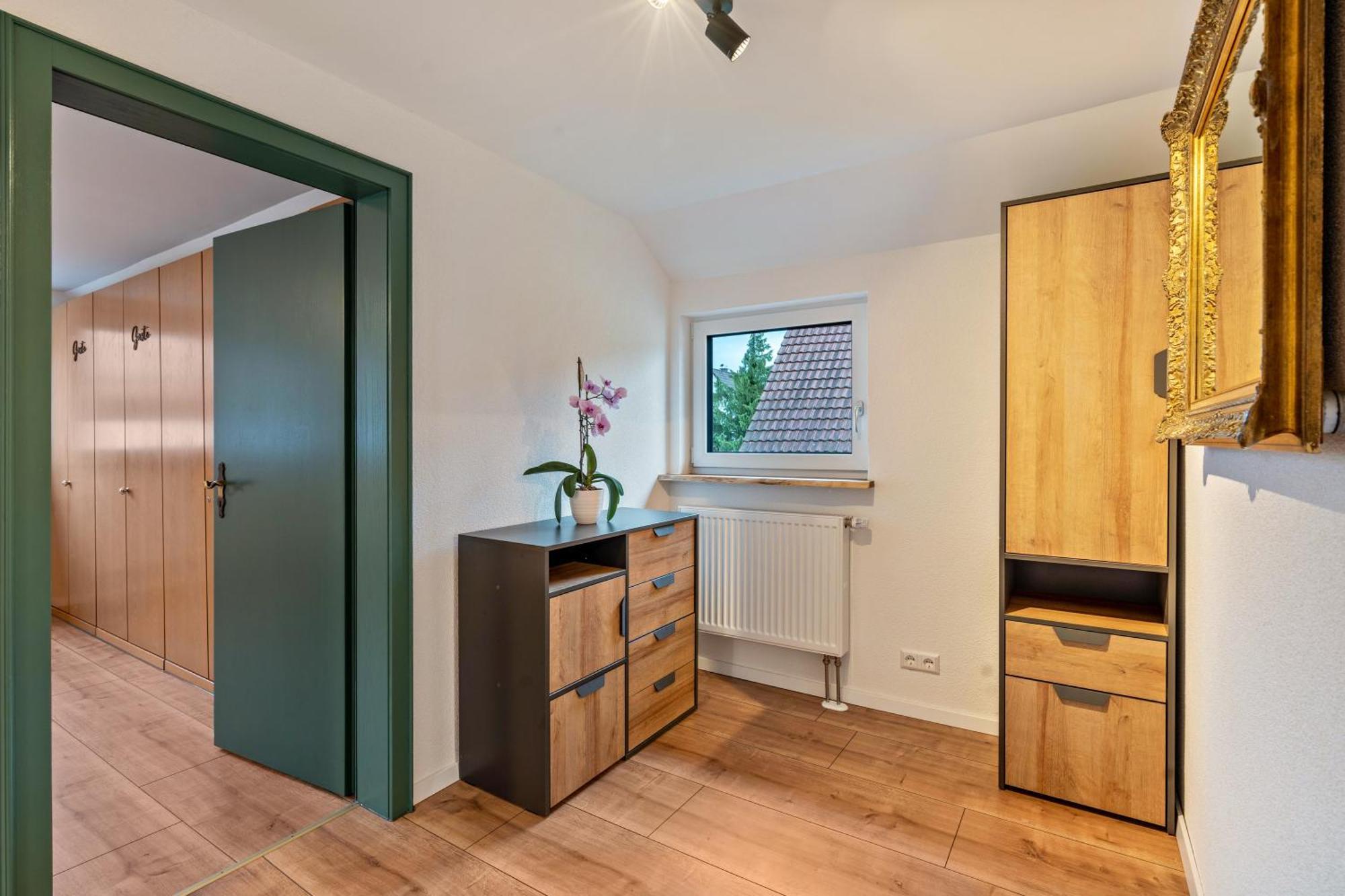 Goldener Hirsch Apartment ลาร์ ภายนอก รูปภาพ