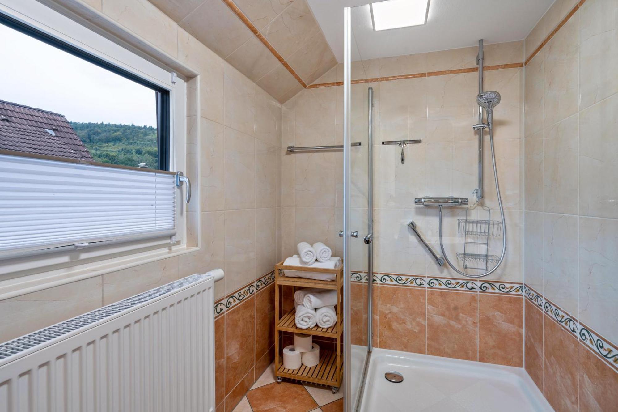 Goldener Hirsch Apartment ลาร์ ภายนอก รูปภาพ